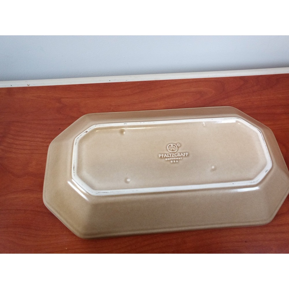 Pfaltzgraff  Village Bread Loaf Plate - Picture 3 of 3